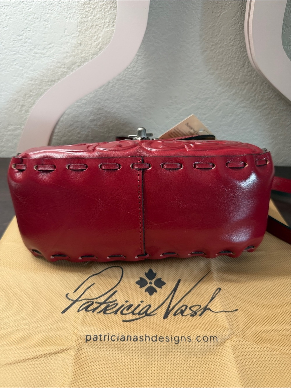 Patricia Nash Lucia Bryrd Floral Embossed Leather Crossbody Bag ❤️❤️ - Picture 9 of 15